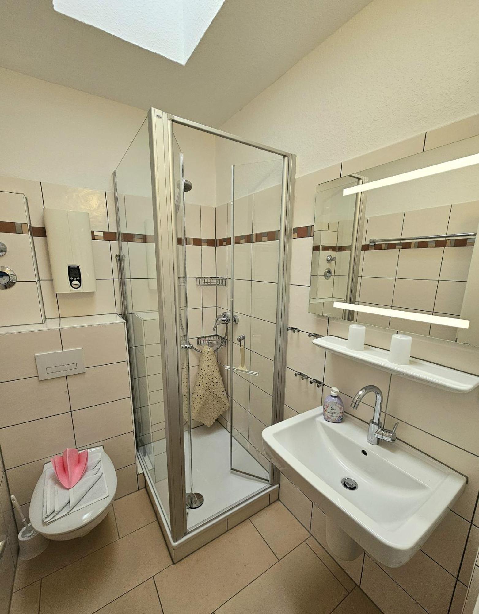 Wohnung 2 - G Pape - Schoene Terassenwohnung Mit Sep Ankleidezimmer, Kostenloses Wlan, Longstay Rabatt, Naehe Duenenpark Grömitz Eksteriør bilde
